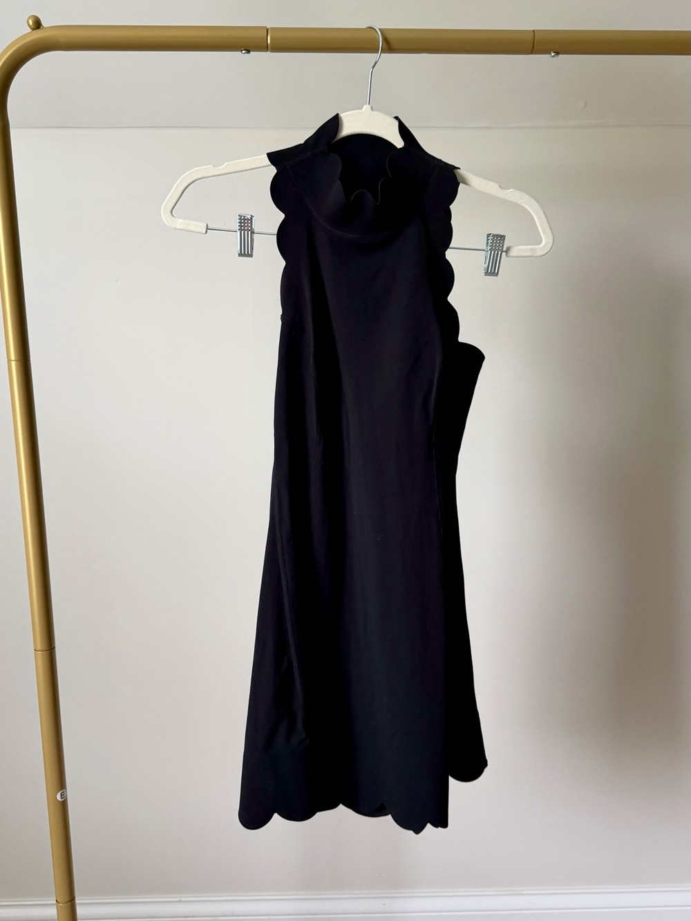 NWOT Wiskii Scallop Back Mock Neck Dress Black Large - Picture 4 of 6